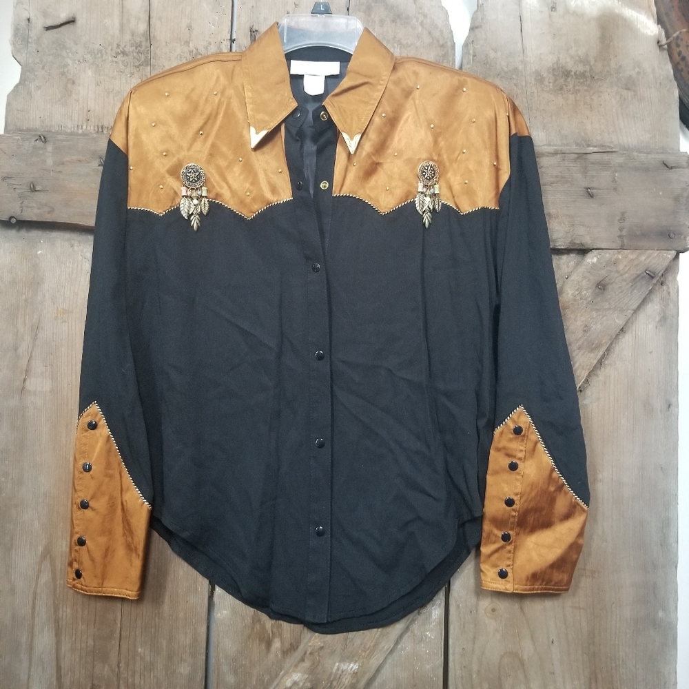 Mesmerize Blouse